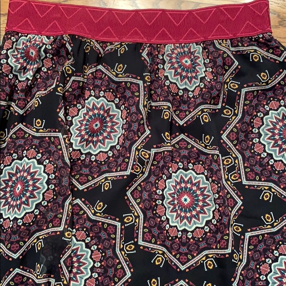 Like new, LuLaRoe Lola skirt - Picture 2 of 2